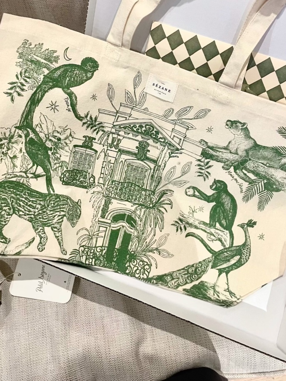 Sezane Paraiso Tote Bag NEW Canvas BAG w Green Botanical & Animal Print